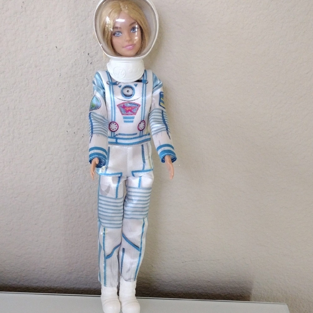 Barbie Astronaut Doll in White and Blue Suit